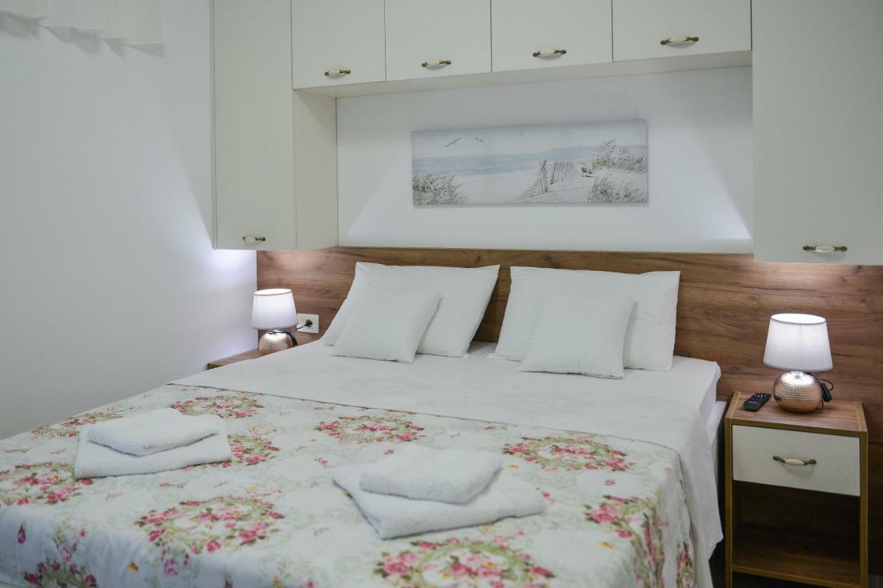 Brand New Apartments Sveti Stefan Exterior foto