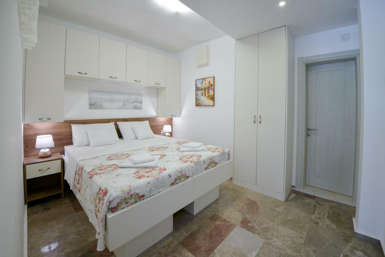 Brand New Apartments Sveti Stefan Exterior foto