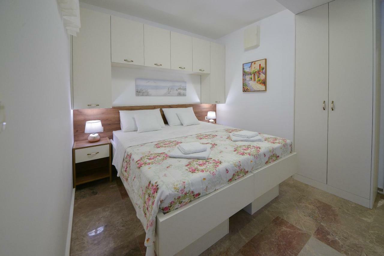 Brand New Apartments Sveti Stefan Exterior foto