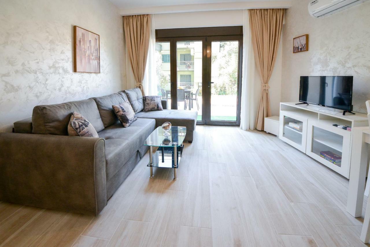 Brand New Apartments Sveti Stefan Exterior foto