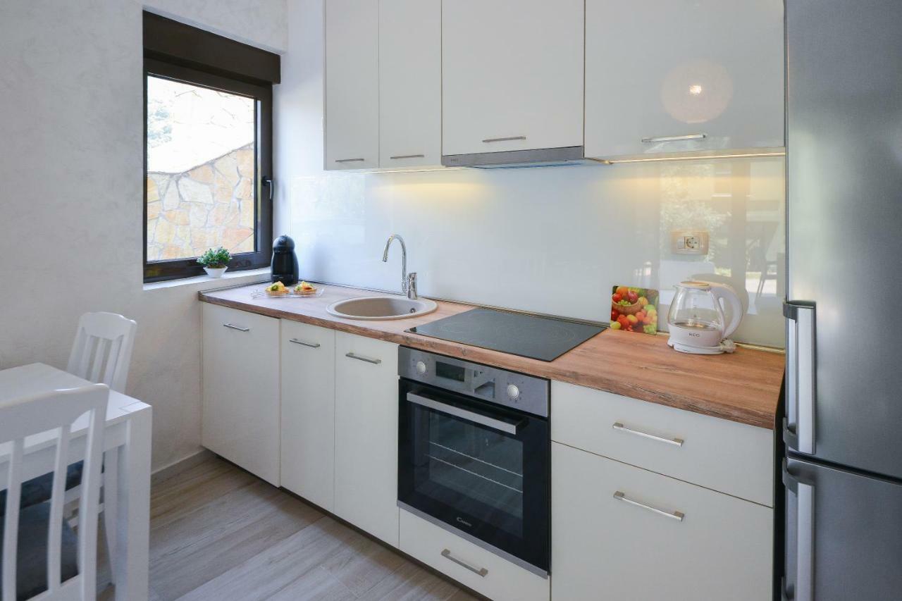 Brand New Apartments Sveti Stefan Exterior foto