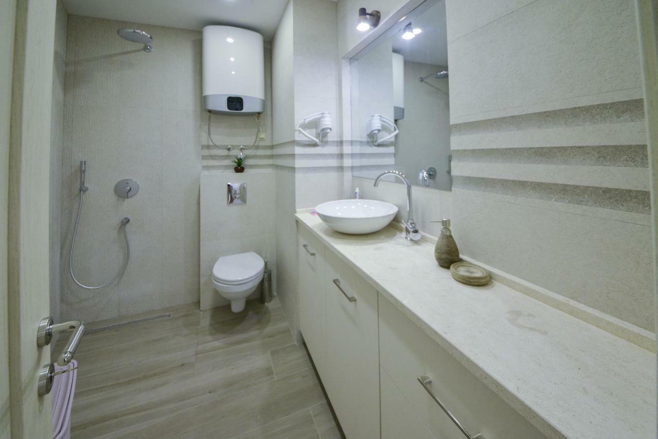 Brand New Apartments Sveti Stefan Exterior foto
